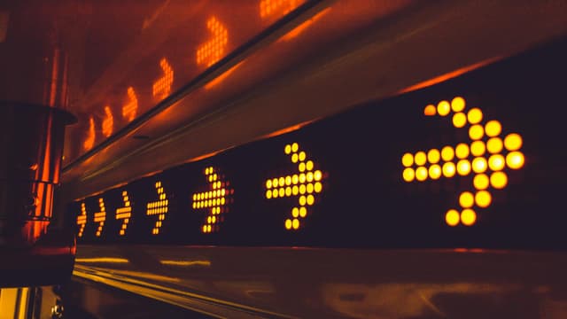 Redirect operators in Linux and Unix (macOS)